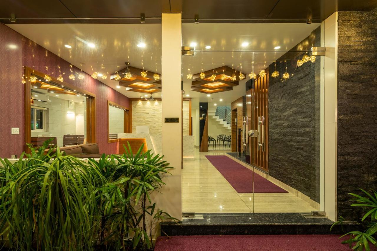 Daan Regency Hotel Thrissur Exterior foto